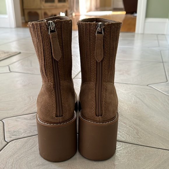 Dolce Vita boots - Picture 3 of 7